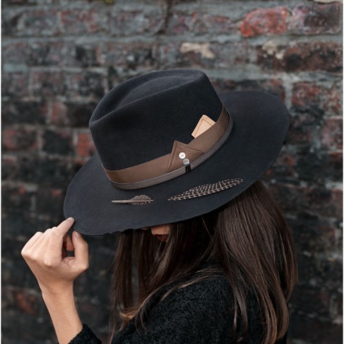Chapeau style ancien